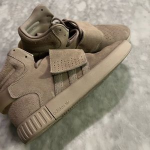 Adidas Tubular Invader Strap 750 'Beige' size 7us